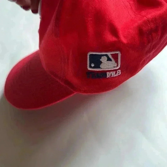 Team MLB Cincinnati Reds youth baseball hat Velcro closure - Picture 3 of 4